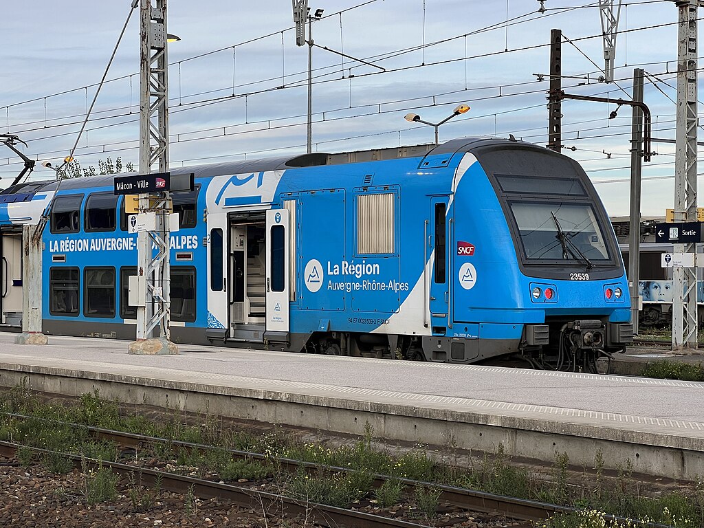 Abris de piscine Mâcon