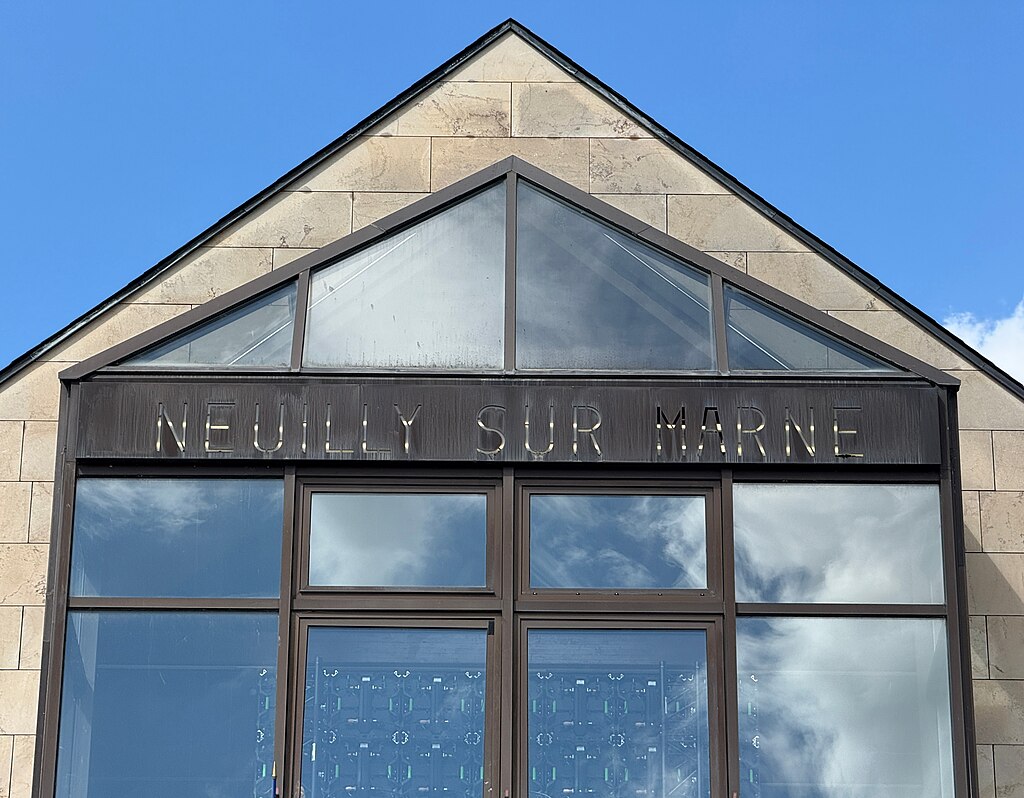 Abris de piscine Neuilly-sur-Marne