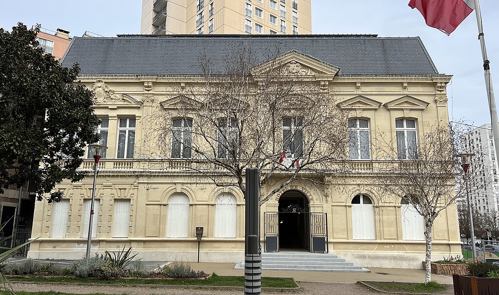 Abris de piscine Noisy-le-Sec