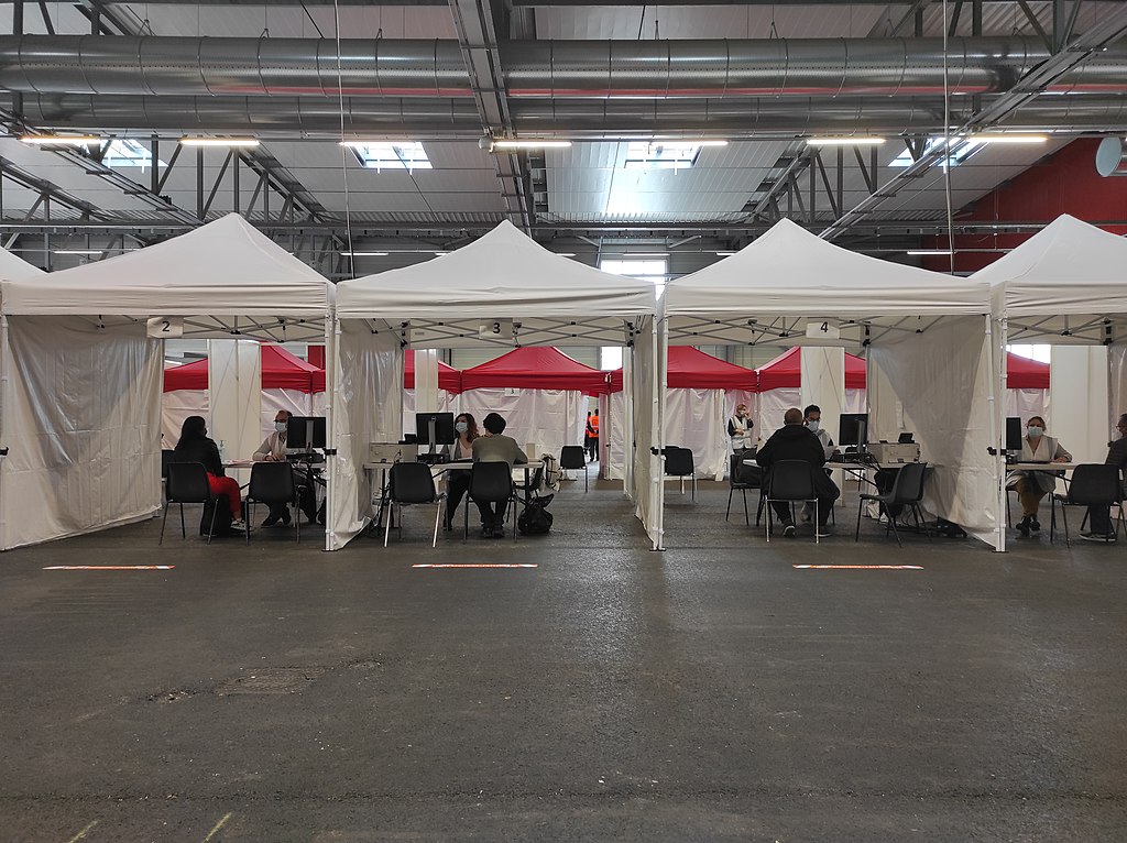 Abris de piscine Poitiers